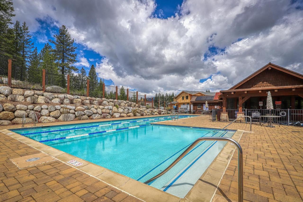 Comfortable And Convenient Truckee Condo Exterior foto